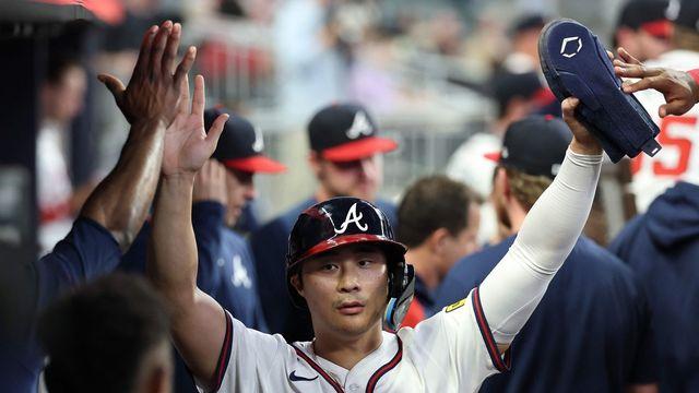 MLB 애틀랜타 김하성, 10경기 연속 안타…팀은 9연승 행진