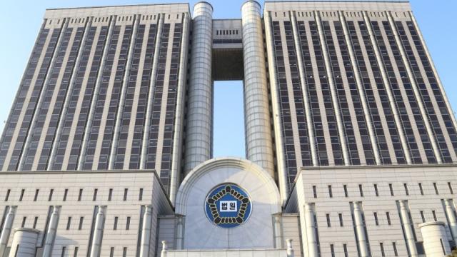 서울중앙지법, 24∼26일 윤석열·김건희 부부 연속 재판