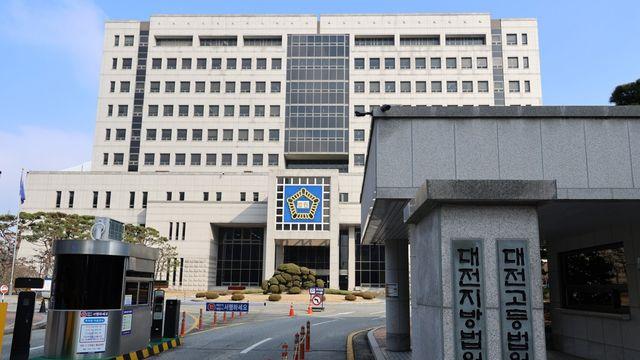 검찰, 11개월 딸 살해·유기한 아빠에 항소심서 징역 20년 구형