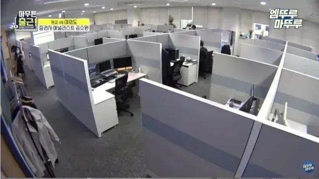 직장인들이 선호하는 사무실 인테리어 갑