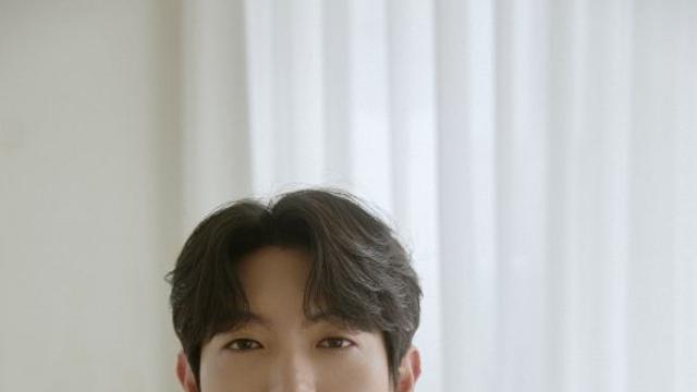 손태진, 예능 코트 접수…SBS 새 예능 '열혈농구단' 합류