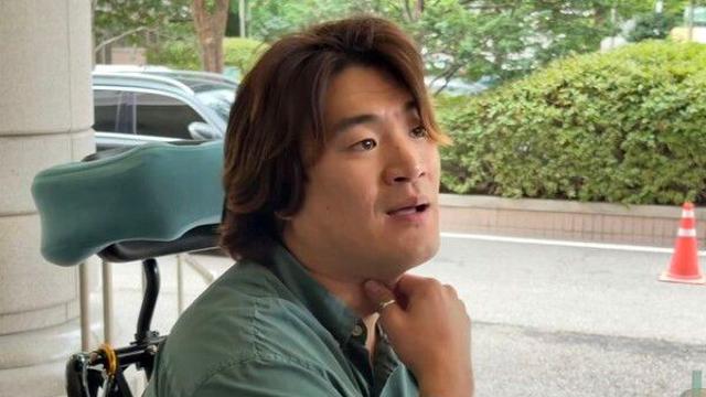 지하철 탑승시위한 전장연 활동가 징역형 집행유예
