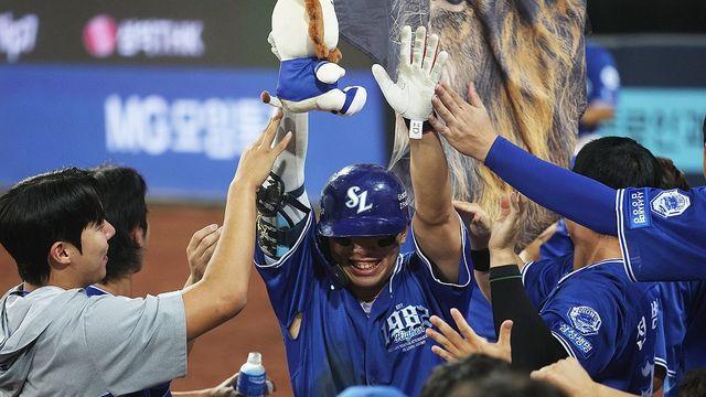 프로야구 4위 삼성, 롯데에 완승…5위 kt와 1게임 차