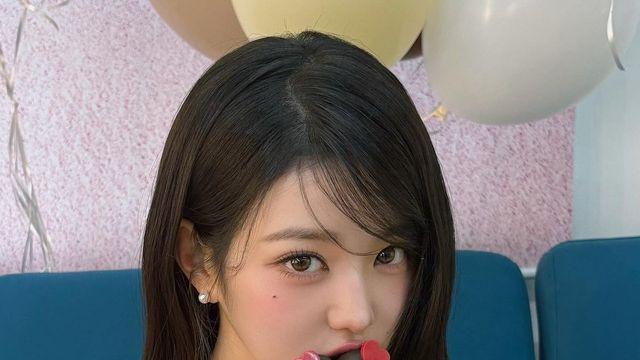 장원영, 윈터의 작은 얼굴을 더 작게? 윤곽 확 축소해주는 깻잎머리 스타일링