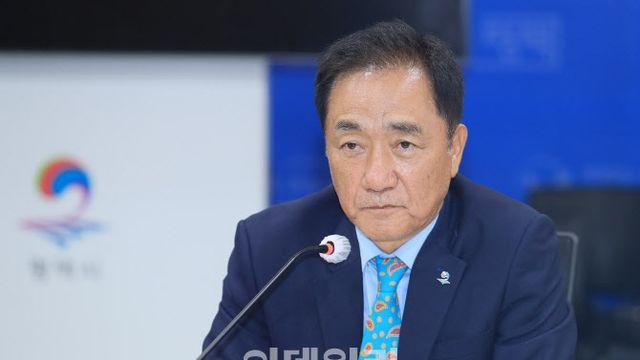 [단독]정장선 평택시장 정계 은퇴 선언 