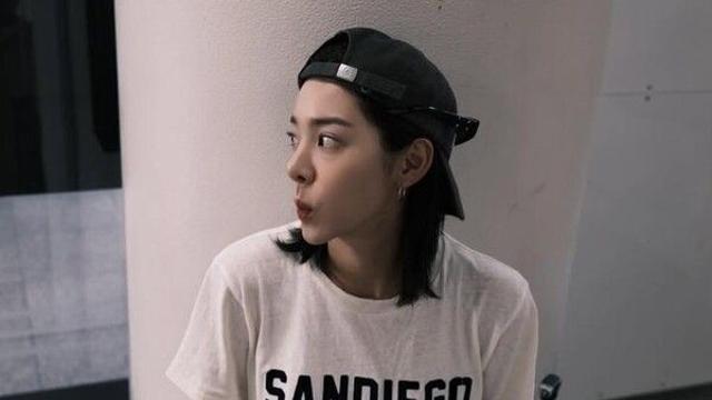 설인아 뚜렷 이목구비…운동복도 예쁘네