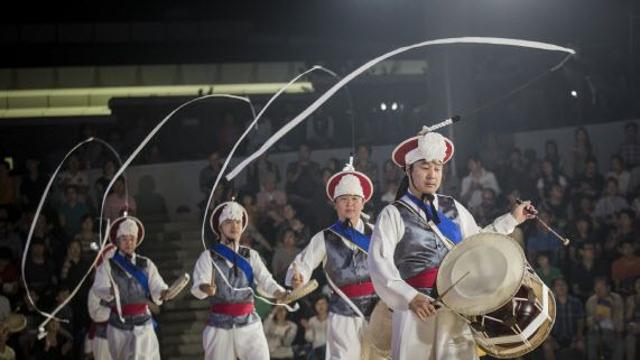 연희마당서 즐기는 전통공연…국악원 '휘영청 둥근 달'