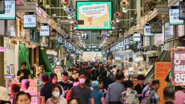 韩国消费者信心时隔六个月回落 房价预期逆势上扬