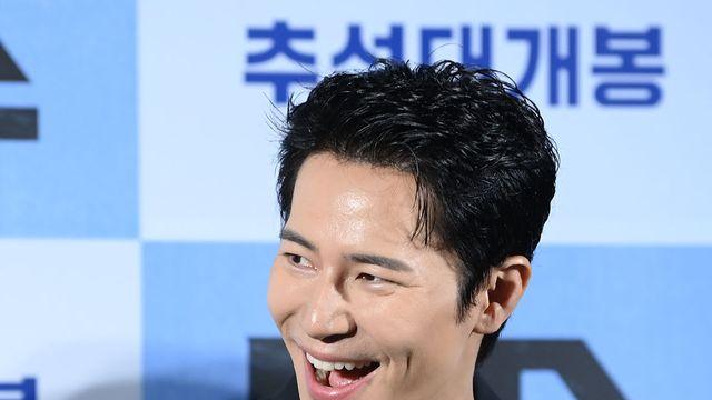 '보스' 이규형, 또 해롱이 됐다 
