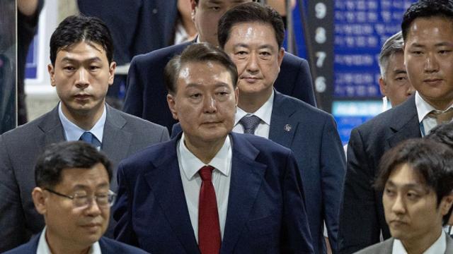 '특검기소' 尹, 26일 첫 재판·보석 심문 직접 출석한다
