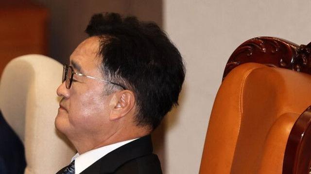 '공공기관 운영법' 등 4건 국회 패스트트랙 지정…野 