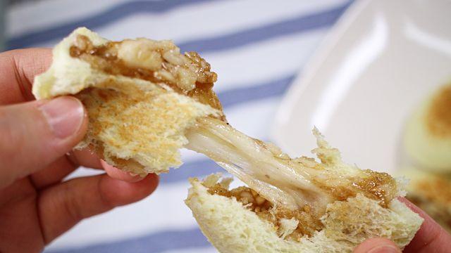 반죽 없이 10분 완성! 기름기 없는 담백한 빵떡이 레시피