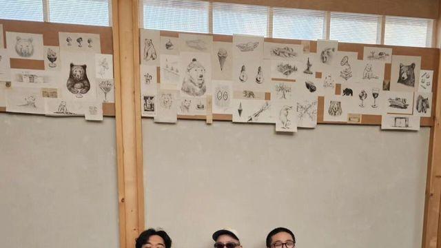 가수 나얼이랑 사진 찍은 배우 안재홍