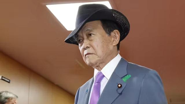 일본 정치인들의 젊은 시절과 현재 