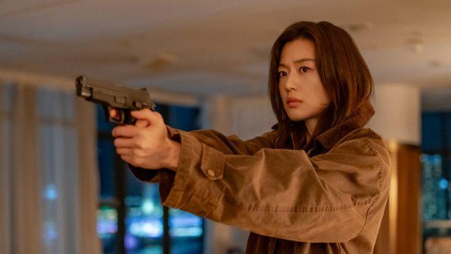 '북극성' 강동원, 전지현 또 구했다…박해준 피격사건 범인은?