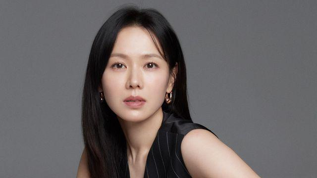 손예진, 남다른 밤샘 육아 열정…♥현빈과도 찰떡 호흡 