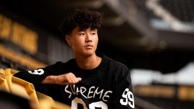 [오피셜] '황희찬과 뛸까' 지민규, 울버햄튼과 프로 계약 맺어...