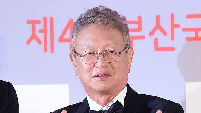 '개그계 대부' 전유성 건강악화…김학래 “산소호흡기 의존…위독한 상태”