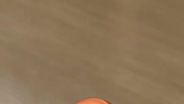 훌쩍훌쩍 종이처럼 찢어지는 아이폰17 근황.....jpg