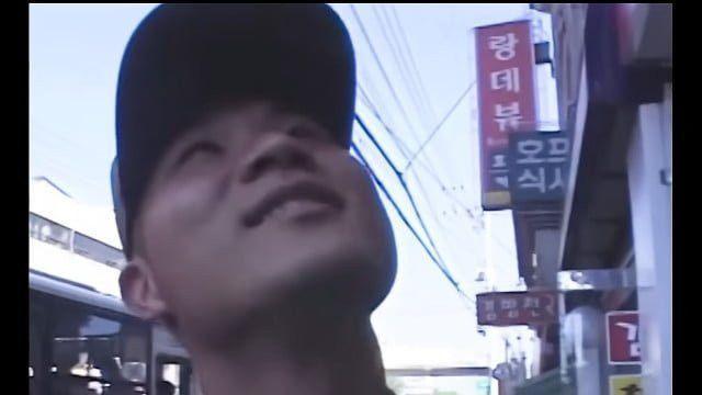 월급 절반을 한끼 햄버거에 태웠던 아저씨.jpg