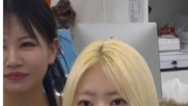 얼굴형 컨설팅해주는 미용사