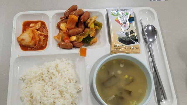 4000원 아침백반.. 혜자창렬 논란