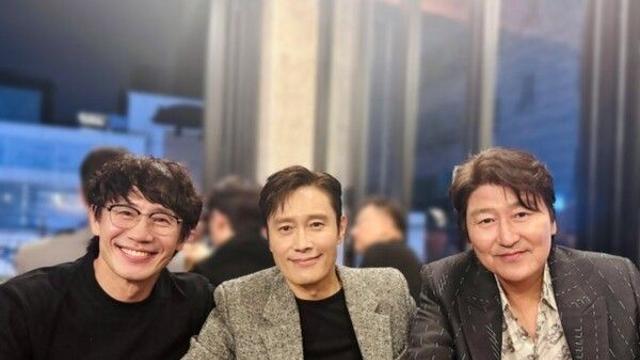 25년 만에 다시 뭉친 'JSA' 이병헌·송강호·신하균…변치 않는 우정 과시