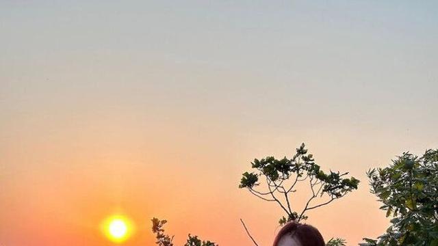 윤아 한복 입어도 예쁘네…완벽 미모에 감탄