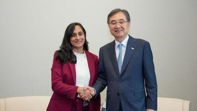 한-캐나다 외교장관 회담…