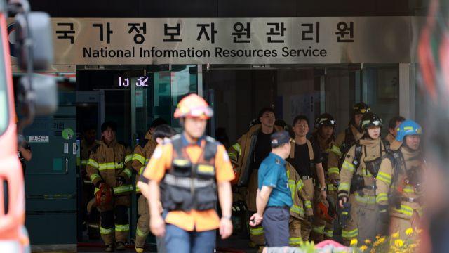 정부 전산망 장애…연계된 버스·철도·항공 서비스도 차질