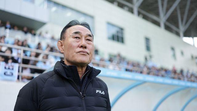 '2년 연속 파이널A 실패' 제주SK 김학범 감독 전격 퇴진