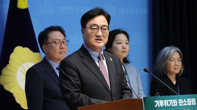 우의장, '라임사태 무죄' 기동민·이수진에 