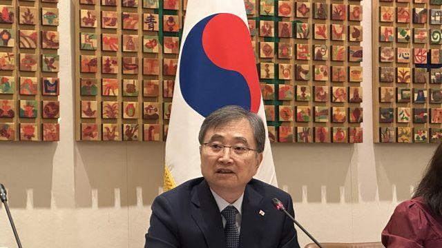 정부 고위 관계자 “APEC 계기 북미 정상외교 가능성 배제 못해”(종합)