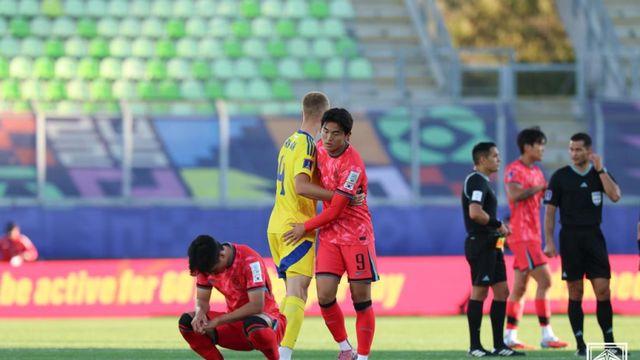 ‘통한의 오프사이드’ 이창원호, U-20 월드컵 첫판서 우크라이나에 1-2 석패