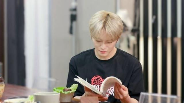 ‘편스토랑’ 김재중, 처음 보는 어머니 간병일기에 ‘눈물 찡’