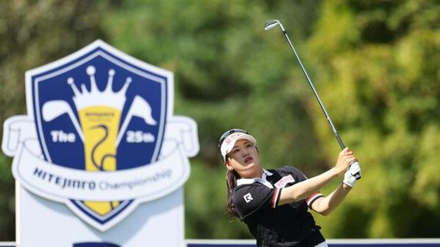 노승희, KLPGA 하이트진로 챔피언십 3R 단독 선두…성유진 유현조 김민별 1타차 추격