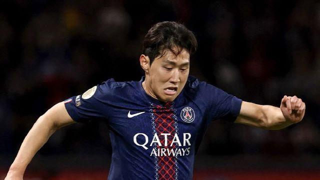 이강인, 선발 출전해 팀 2골 기여...PSG, 오세르 꺾고 리그 선두