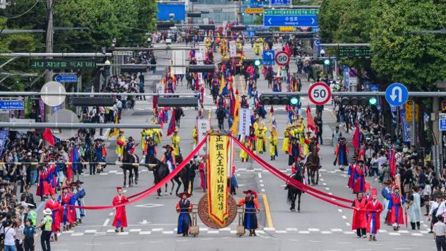 230년전 모습대로, 2025 정조대왕 능행차 공동재현 행렬 [포토뉴스]