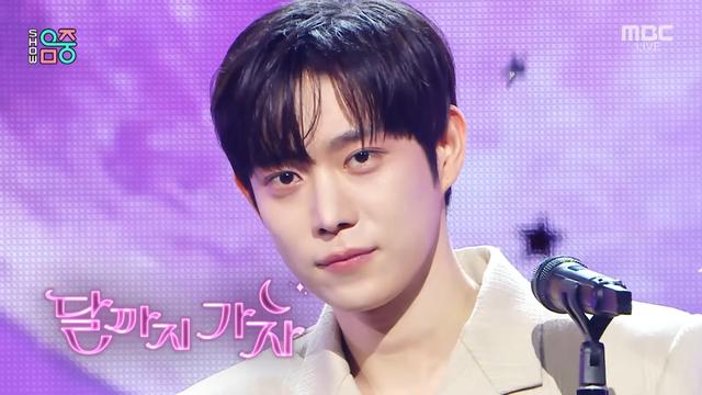 김영대, '음중' 데뷔→대기실 복도 인증샷…'달까지 가자' 캐릭터 넘어 현실 무대로