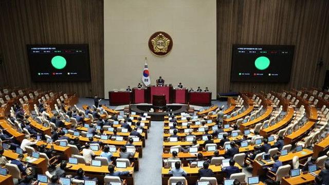 국회법 개정안 與주도 통과…증언감정법 상정에 또 필리버스터 충돌(종합)