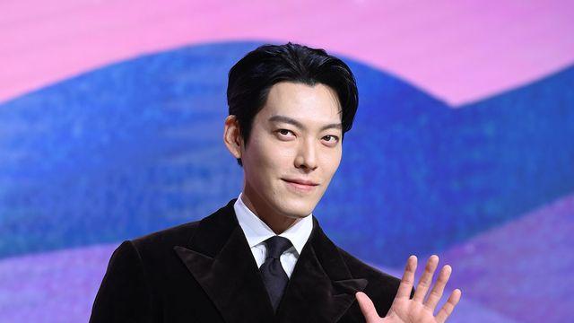 김우빈 
