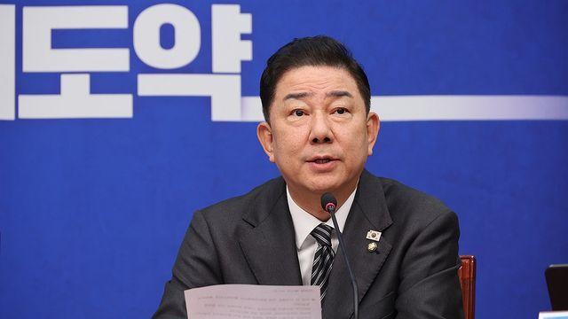 김병기 