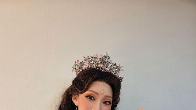 이성경 