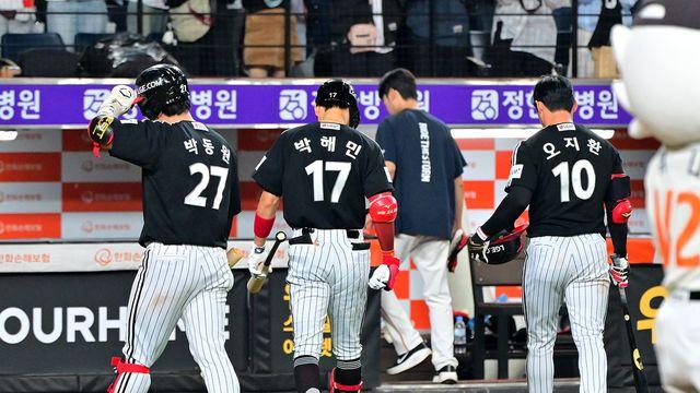 두산 '외인투수 2명' 총력전→NC '6연승 질주'…우승 확정 불발 LG, '2G 최소 1무' 어떻게든 해야하는데 [대전 현장]