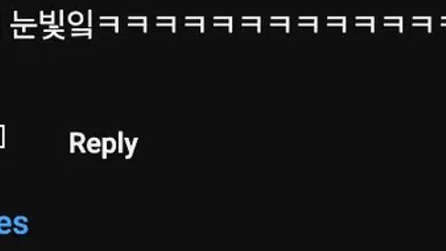 발냄새 때문에 열받은 댕댕이.mp4,,