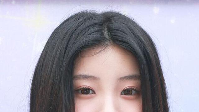 [NC포토] 아일릿 원희, 눈맞춤에 두근