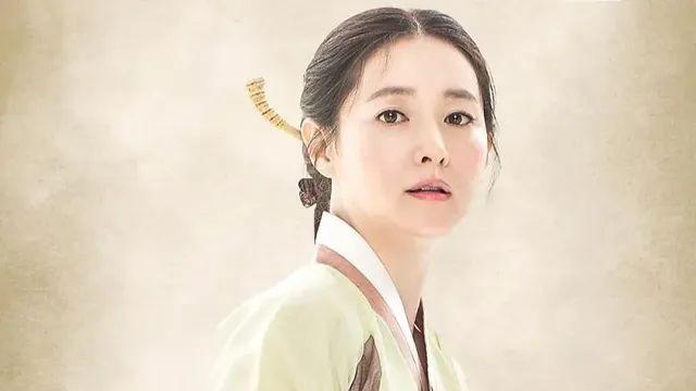 복귀 후 마이너한 작품들만 하는것 같은 이영애