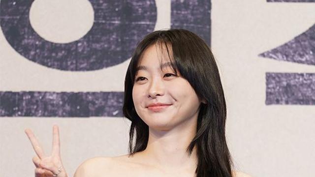 ‘신예은 바라기’ 김다미…‘백번의 추억’ 어리숙함으로 완성한 워맨스 [IS포커스]