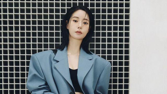 배우 임지연, 리모와 ‘그루브’ 컬렉션으로 완성한 바자 화보