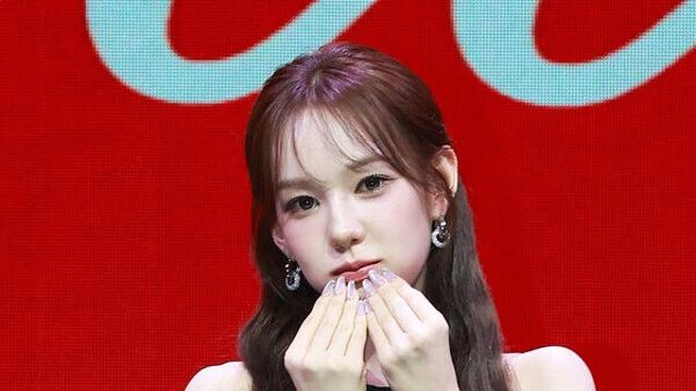 [NC포토] 이즈나 유사랑, '나야' 사랑 내가 다 먹을래